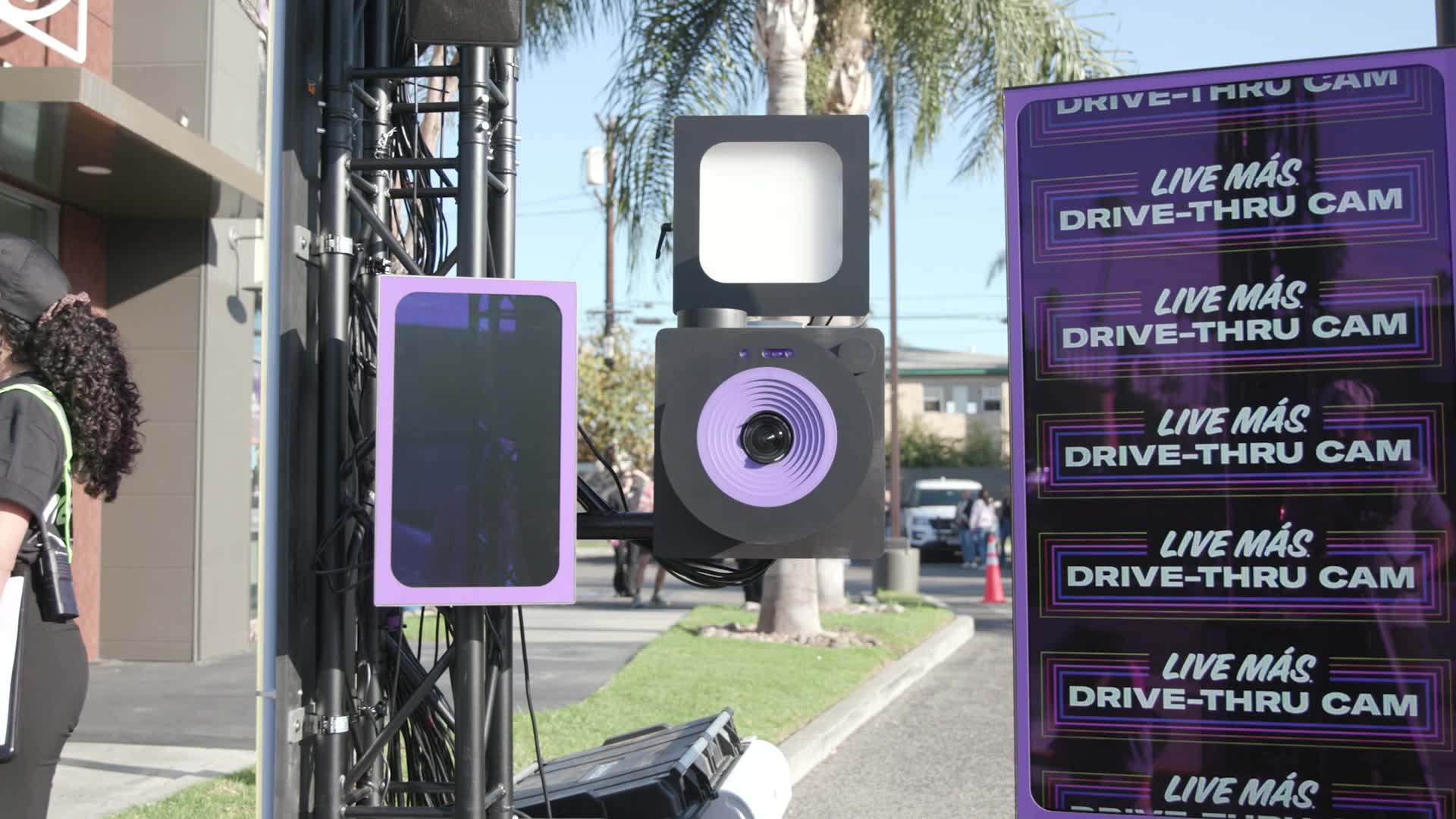 Bell Drive Taco Bell Drive Thru commercial footage – WFLA