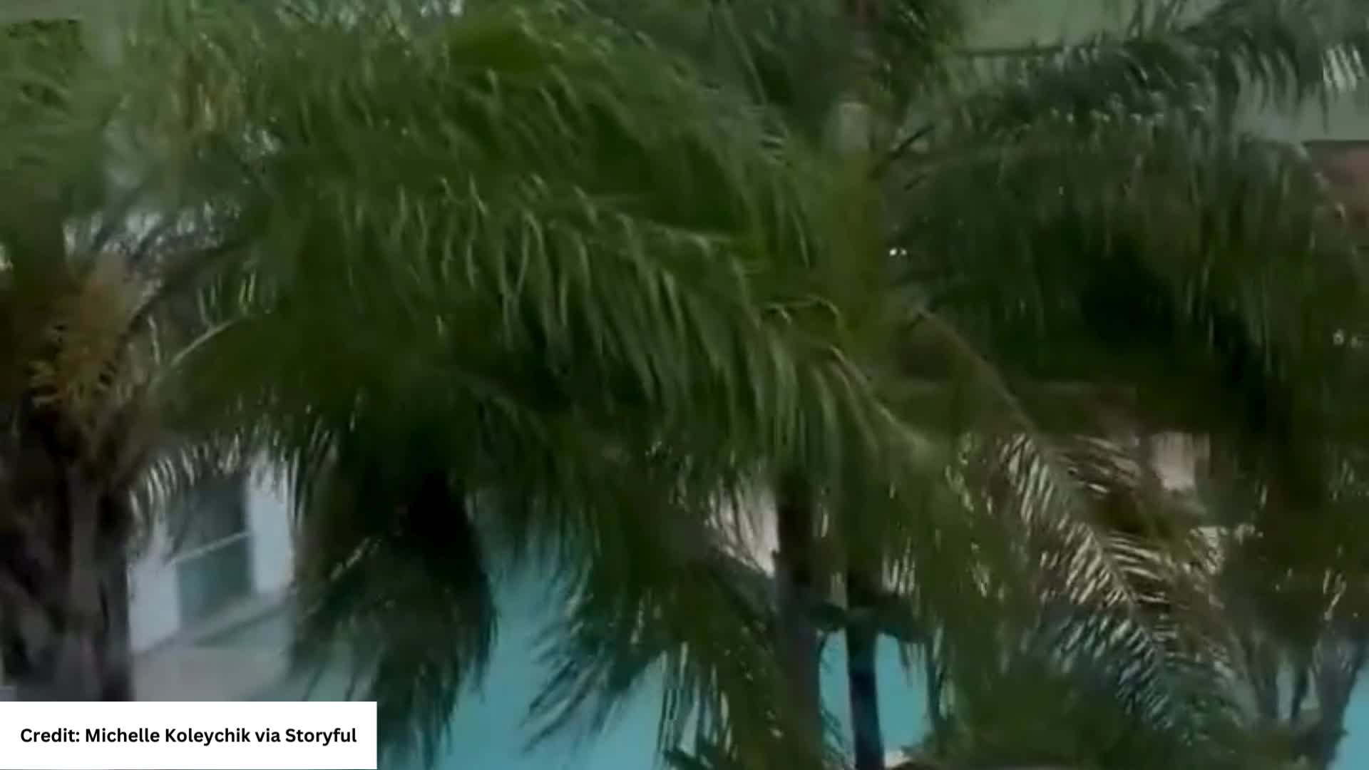 Tourists ‘Hunkering Down’ as Helene Passes Along Mexican Coast